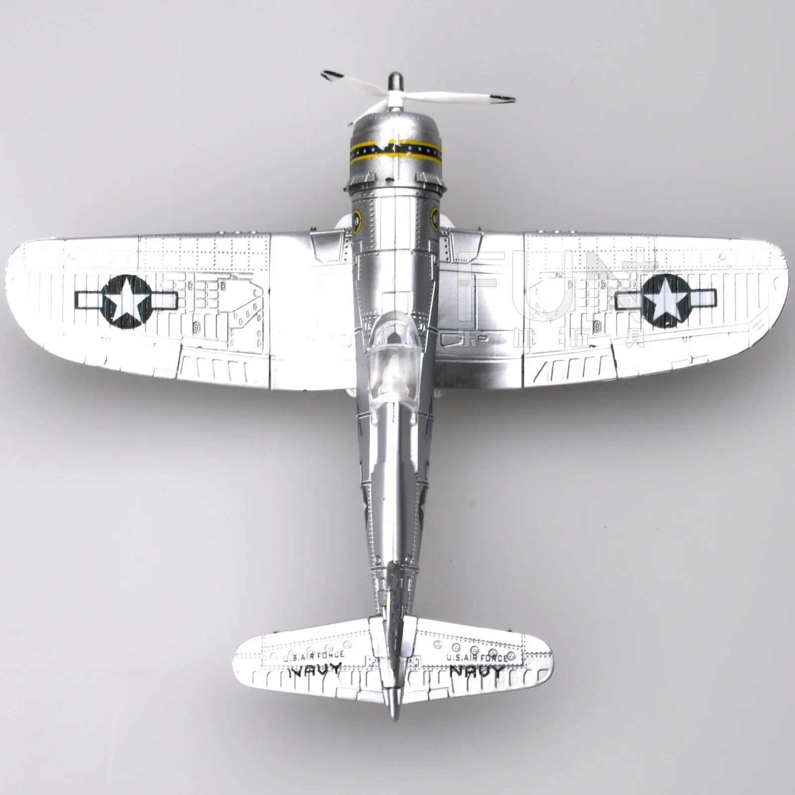 22cm 4D Diy Toys Fighter Assemble Blocks Building Model Airplane Military Model Arms WW2 Germany BF109 UK Hurricane Fighter diy house kits Model Building Toys