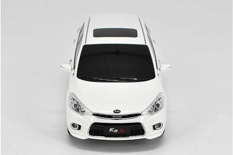 1:20 литье под давлением KIA K3 K3S модель автомобиля с функцией Bluetooth