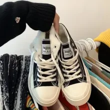  Large Size Women's Shoes Round Toe Korean College Big Toe Thick-soled Cotton Shoes Plus Velvet Thick High-top Canvas Shoes 35-43 