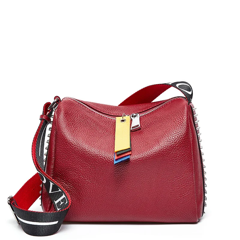 Новинка, женская сумка из натуральной кожи, большая вместительность, сумки с заклепками для женщин,, женская сумка через плечо, сумка через плечо, широкий ремешок, Bolsa Feminina - Цвет: Wine Red