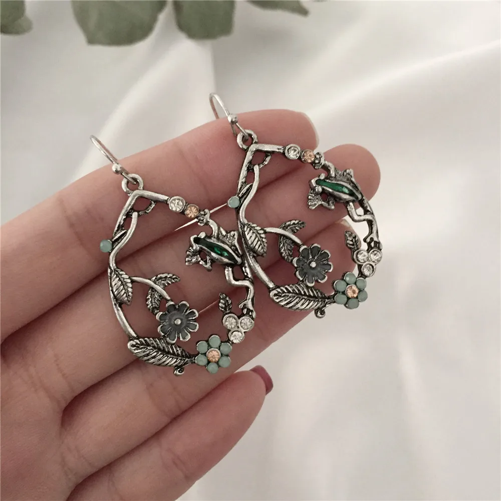 Retro Drop Earrings Antique Rhodium Color Flower Leaf Frog Around A Circle Drop Earrings for Vintage Women Jewelry