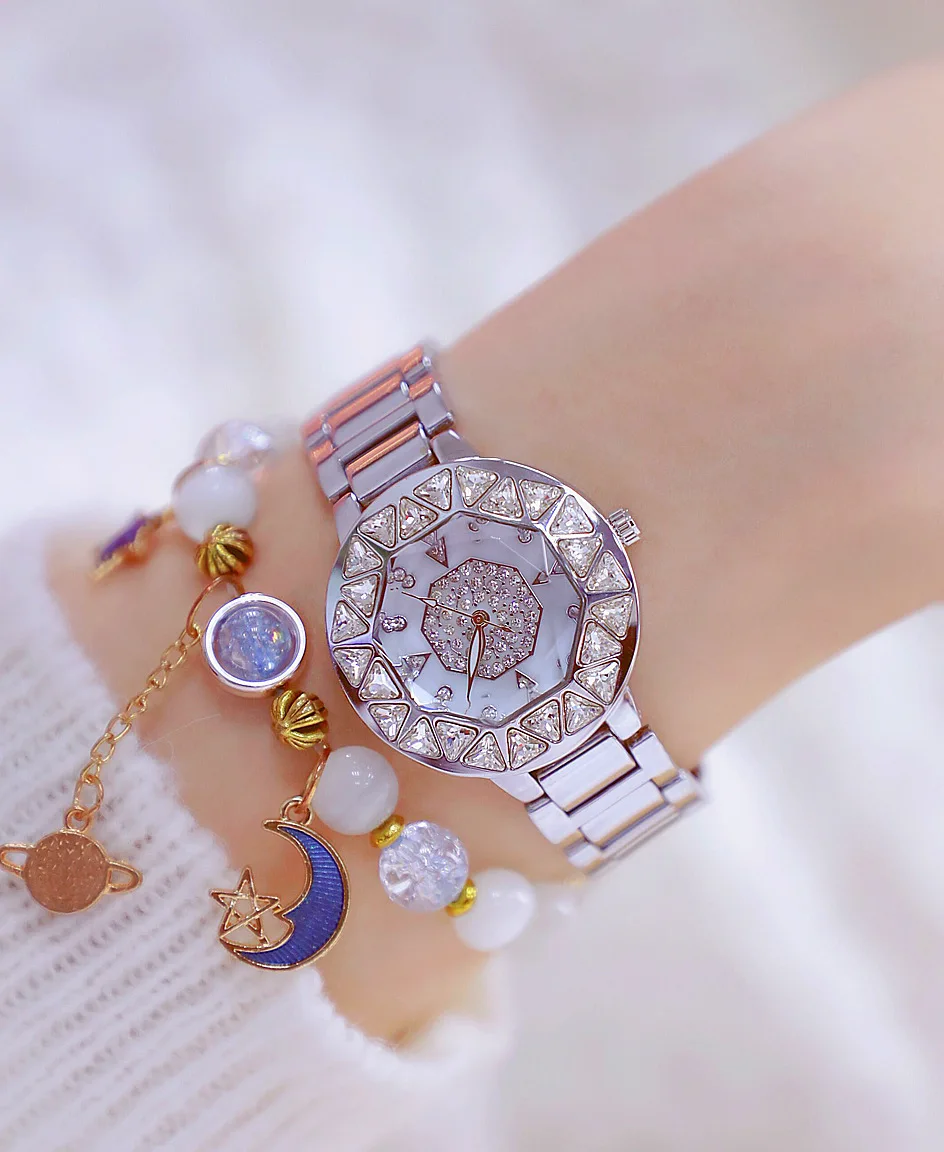 10164892989_381868954