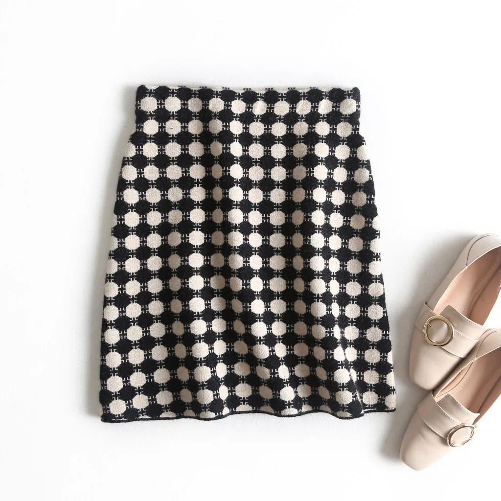 

Versatile Fall And Winter Clothes New Style Japanese-style Casual Fashion Plaid Knit Sheath High-waisted Slim Fit Skirt Short Sk