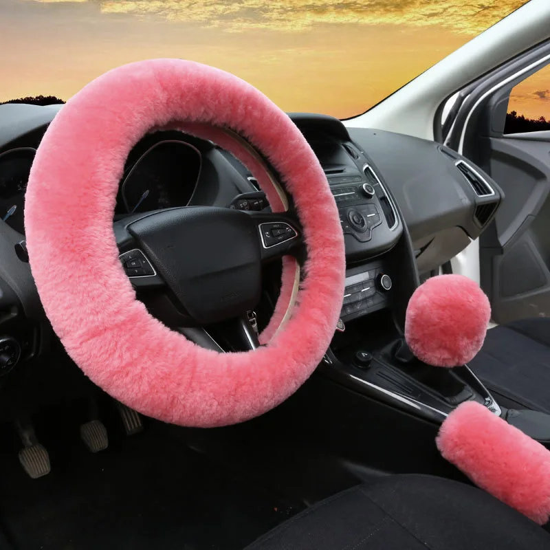 compatibles Housse de volant de voiture en peluche pour femme