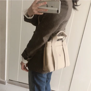 

2020 New Niche Designer Mini Embroidered Single Shoulder Messenger Canvas Bag Simple Quality Luxury Handbag Tote Bag Channels GG