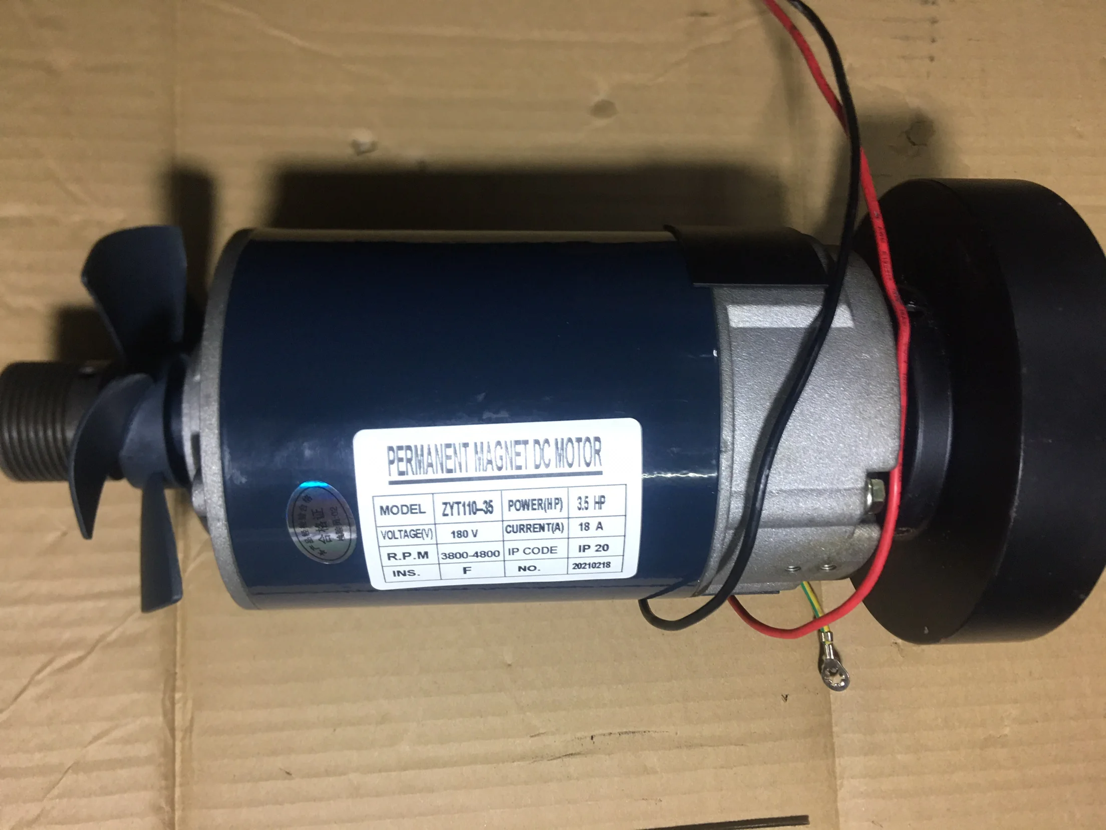 Беговая дорожка двигатель постоянного тока ZYT110-35 18A 3.5HP 180v | Обустройство дома