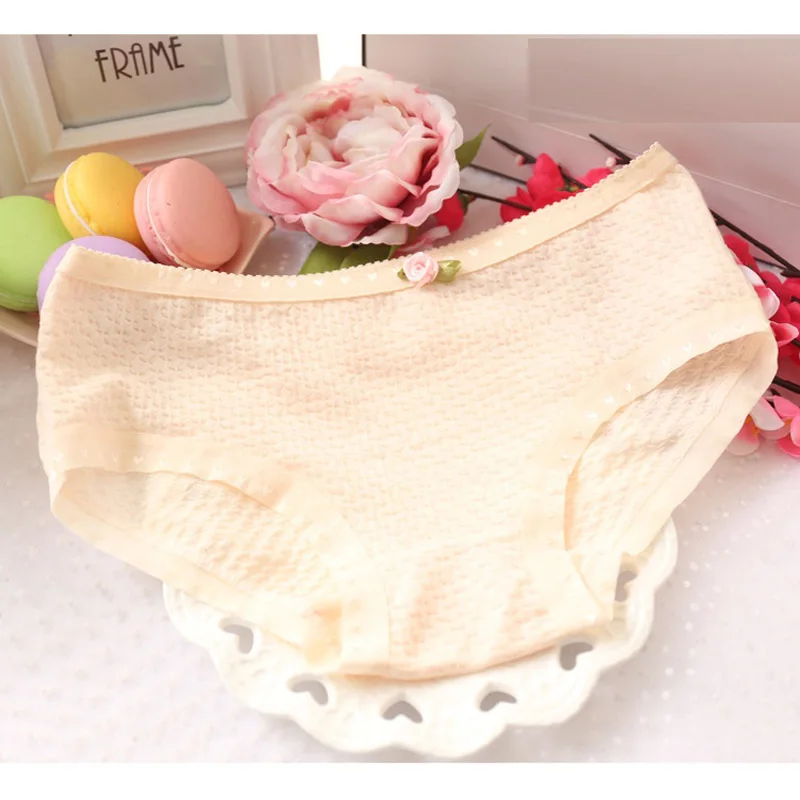 2589482595_1015799160