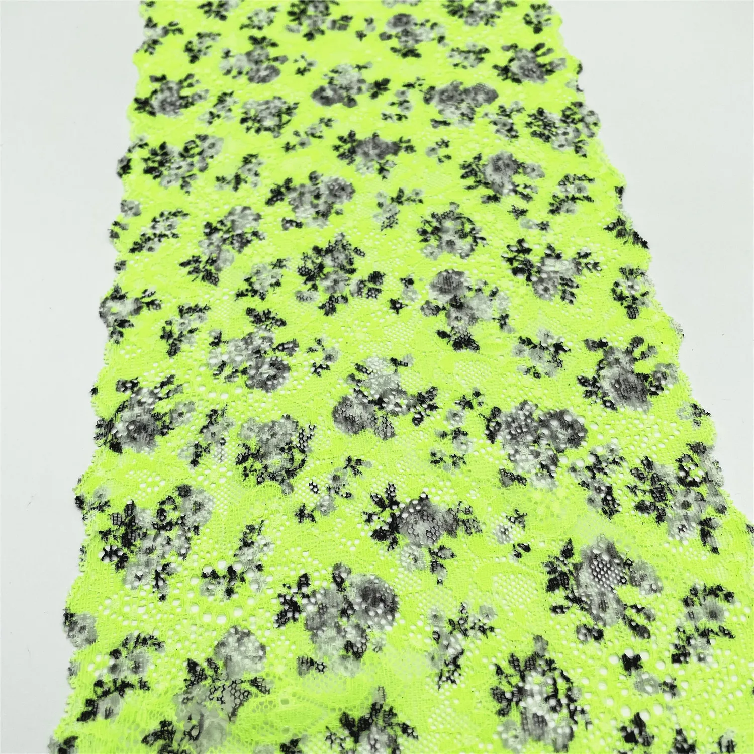 3y/lot Width 7 1/2 inch (19cm) Green Black Grey Stretch Lace Trim 5