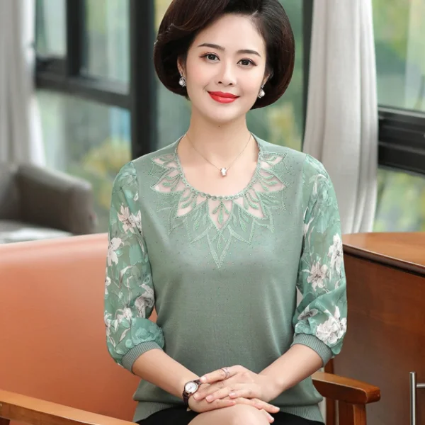 Summer High Quality Middle-Aged Women Knitted Lace Tops Tees Three Quarter Sleeve Elegant Mother T-Shirt AQ286