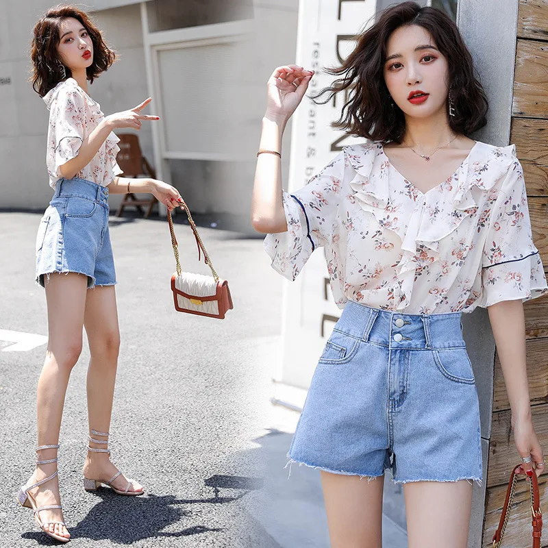 

2019 Summer New Style Hipster Floral-Print Chiffon Blouse Western Style Two-Piece Set France Non-mainstream Denim Shorts WOMEN'S