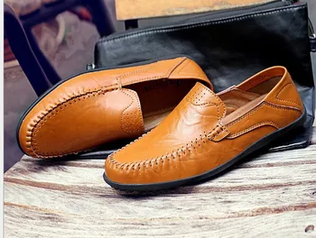 

2019 spring and summer new small white shoes Korean version of the trend men's shoes sports shoes