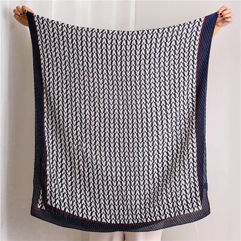 

2020 Luxury Autumn and winter women colour print scarves tourism Fashion seaside Beach sunscreen quality cotton material shawl