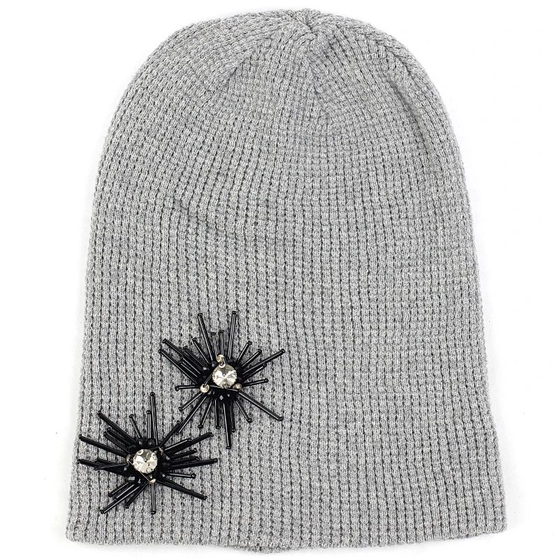 black light gray Geebro Adult Cashmere Glitter Rhinestone Beanie Hat With Tassel Sequins Floral Accessories Autumn Winter Warm Cuff Beanies Cap - Цвет: black light gray