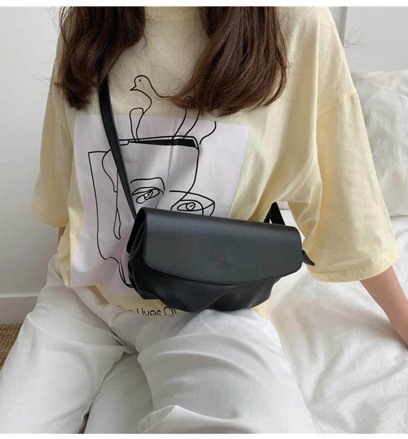 New Cloud Bags for Women Solid Hasp Messenger Bag Female Fashion Designer Clutch Phone Coin Pouch Leisure Small Waist Bag