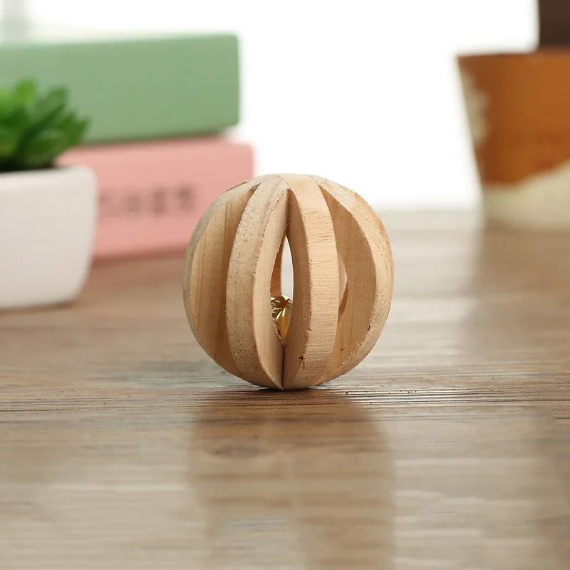 Хомяк деревянная молярная жевательная игрушка Jouet Rongeur Konijn Speelgoed Hout игрушка поставки с колокольчиком для маленьких животных Упражнение игрушка Новинка