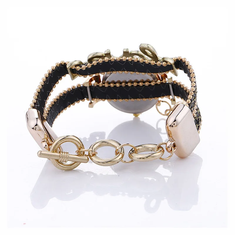 

Wish Hot Sales New Style Creative Alloy Diamond Set LOVE Bracelet Watch Students Women's Trend of Fashion Quartz Watch
