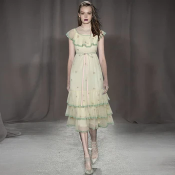 

Gedivoen Fashion Runway Summer Dress Women Butterfly Sleeve Mesh Embroidery Cascading Ruffle Dress Sweet Midi Dresses