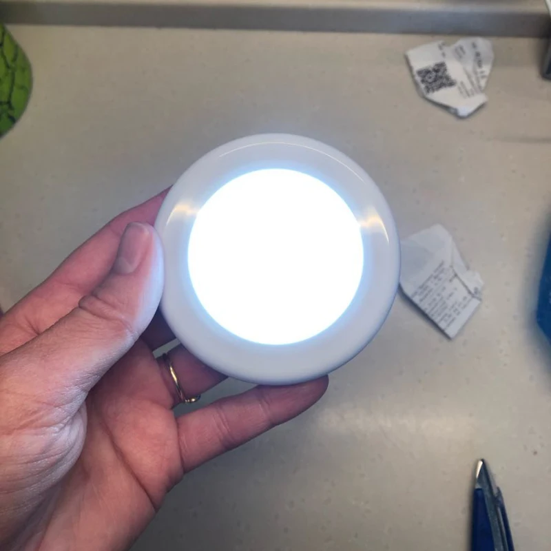 

6 LED Infrared PIR Motion Sensor Night Light Wireless Detector Light Wall Lamp Light Auto On/Off Closet Battery Power