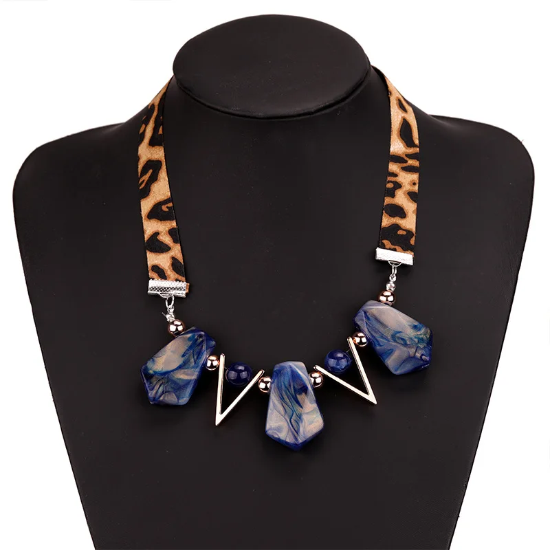 

The European and American fashion jewelry accessories resin ms joker retro personality necklace