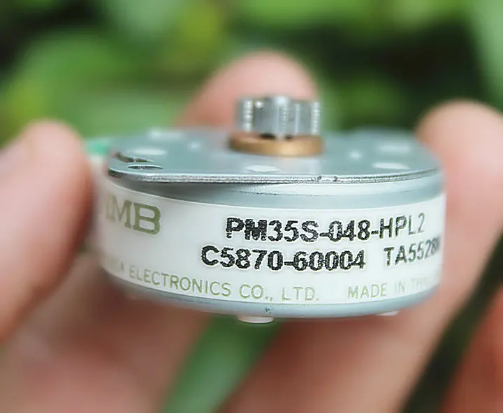 Двухфазный пятипроводная микро NMB35 шаговый двигатель, однополярный шаговый двигатель, PM35S-048-HPL2