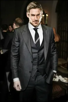 

Custom Made New Arrival Groom Tuxedo Ticket Pocket Groomsmen Peak Lapel WeddingSuits Best Man Bridegroom (Jacket+Pants+Vest)