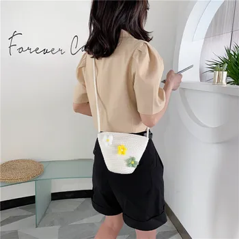 

Weaving Bag WOMEN'S Bag New Style 2020 Cartoon Cute Strawberry Straw Bucket Bag Solid Color GIRL'S Crossbody Bag