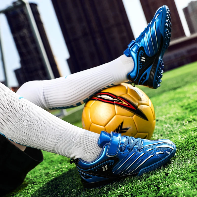 turf ground football shoes