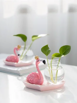 

European style flamingo creative home dining room glass hydroponic TV cabinet practical personality living room decoration ornam