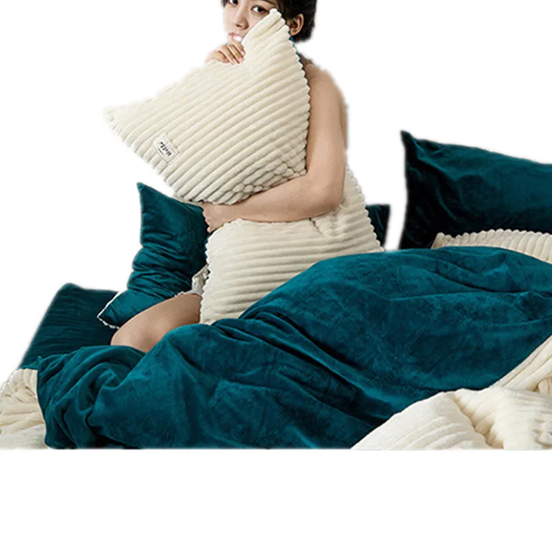 12354265184_1584077959