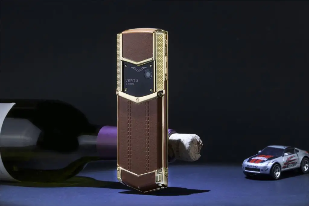 Бесплатный подарок, кожаные сумки V9 Meatl Body, роскошный барный телефон, две sim-карты, Bluetooth, набор номера, для старшего мобильного телефона, Невидимая клавиатура