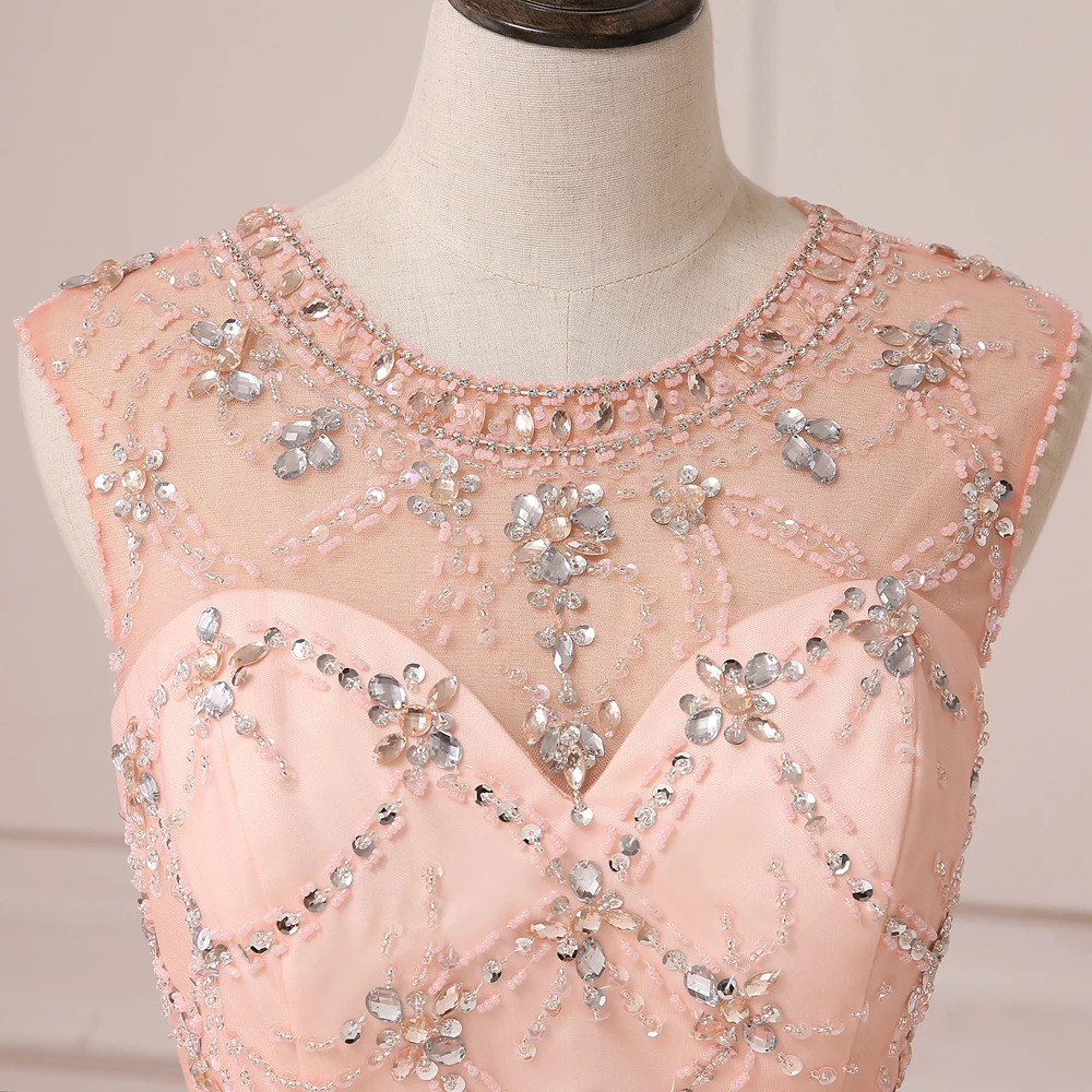 Quinceanera Dress Coral Scoop Sheer Neck Sleeveless Beaded Rhinestones Ball Gown Sweet 15 Dresses Tulle Party Gowns