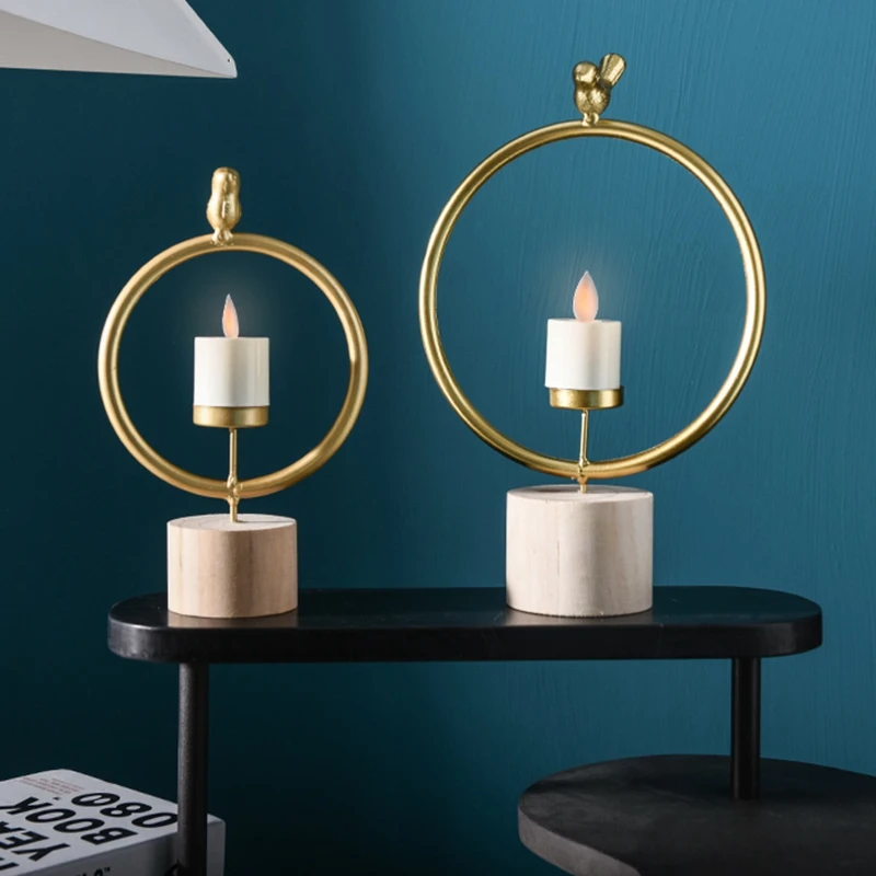 

Creative Geometric Metal Golden Bird Candle Holder Table Home Decor Round Candlestick Restaurant Wedding Candlelight Gift