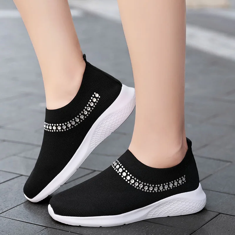 Vulcanized Women's Shoes White Casual Sports Shoes Large 43 Sets Socks Shoes Summer Women's Basketball 2021 NEW