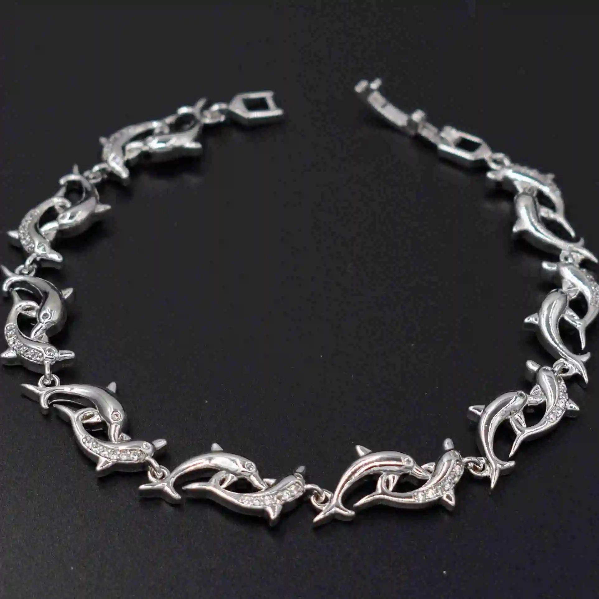 Роскошный хрустальный браслет серебристый цвет регулируемый браслеты с кулоном в форме бесконечности для женщин модные украшения - Окраска металла: 2