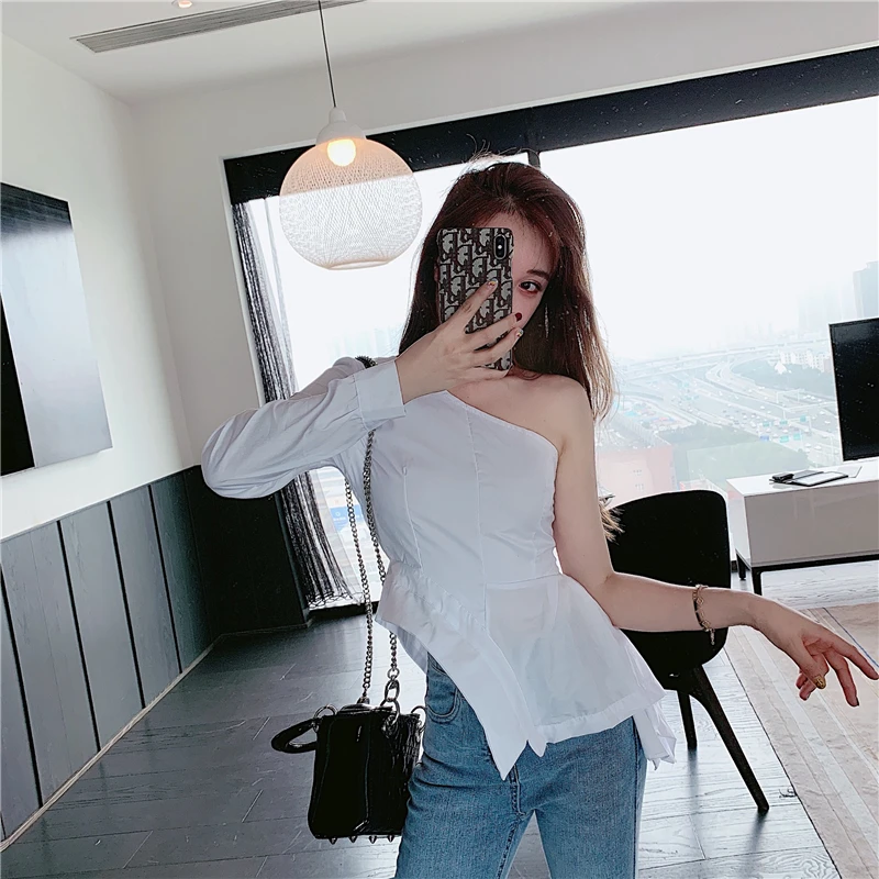 На Одно Плечо хипстер blusas mujer de moda feminina модные брендовые Осенние блузки для женщин черные белые сексуальные вечерние топы INS