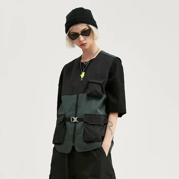 

EWQ / men's and women's wear 2020 autumn new tide personality color block patchwork pocket vest + zipper shorts set Y1507