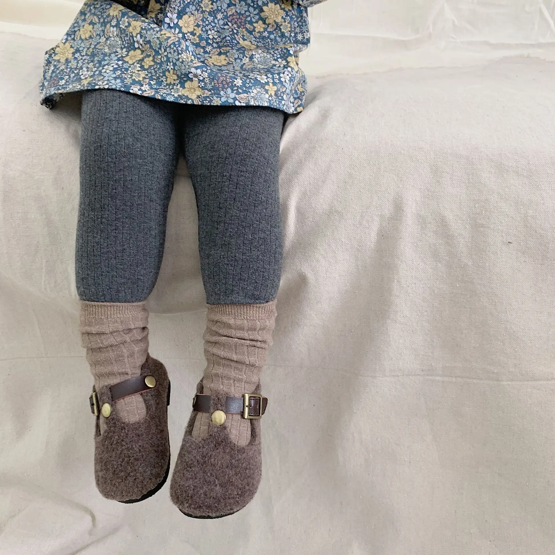 Весенне-осенние однотонные леггинсы из чистого хлопка для маленьких девочек повседневные обтягивающие штаны для детей 0-6 лет - Цвет: dark gray