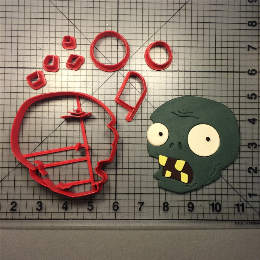 

Zombie Cookie Cutter Kitchen Baking Supplies Home DIY Cake Icing Decoration Kit 3D Printed Custom Seal