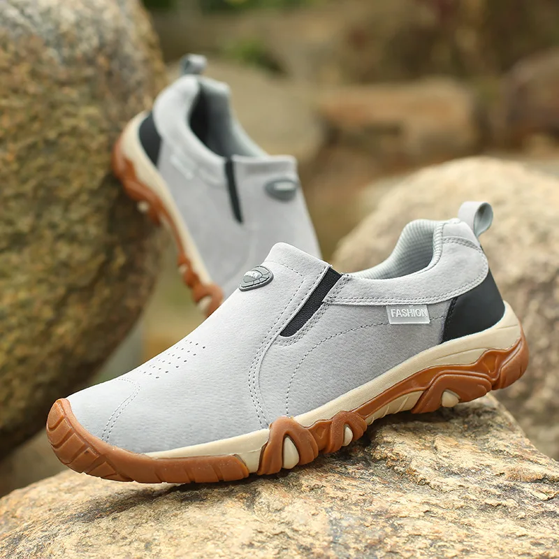 

2019 Hot Selling Autumn New Style Men's Lightweight Outdoor Slip-on Large Size Hiking Shoes Sports Shoes Breathable D836