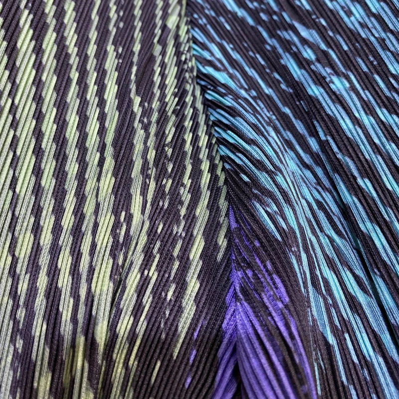 Новое летнее плиссированное платье Miyake с круглым вырезом и неровным принтом в стиле ретро