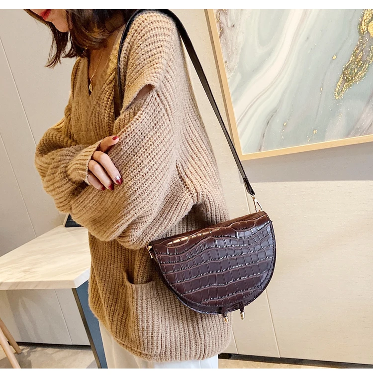 Женские сумки через плечо с каменным узором, кожаная седельная сумка Bolso mujer, полукруглые сумки с клапаном, женская сумка через плечо, сумочка
