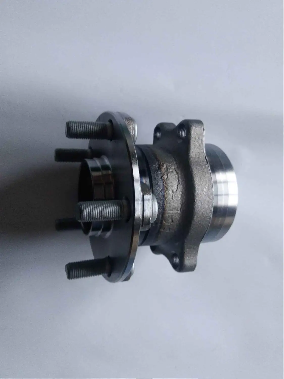 9327082 подшипник переднего колеса для модели subaru XV - Цвет: rear