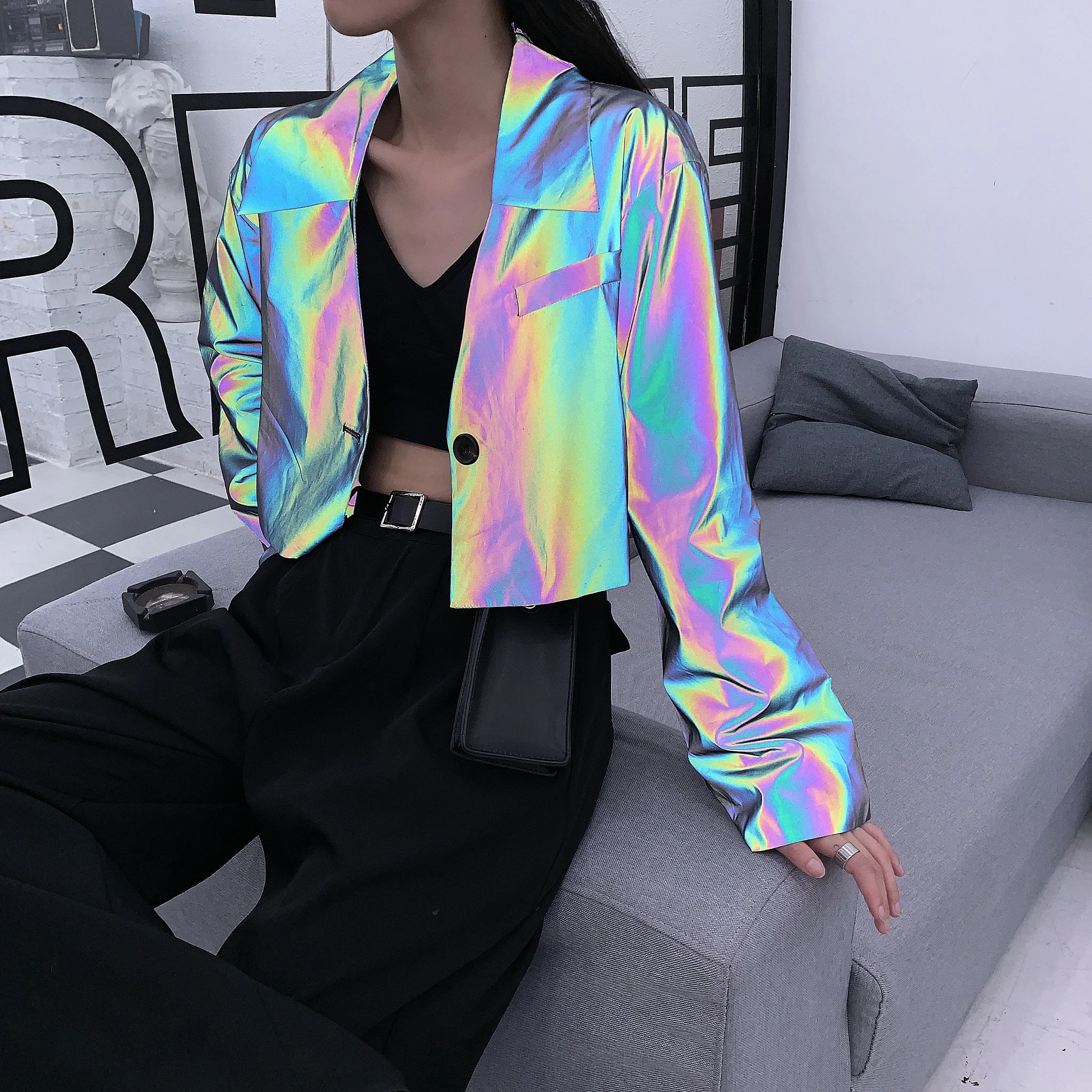 Autumn Female Jacket Full Sleeve Reflective Outwear Coat Women Bomber Jacket Women Short Ladies Jackets Fashion Streetwear