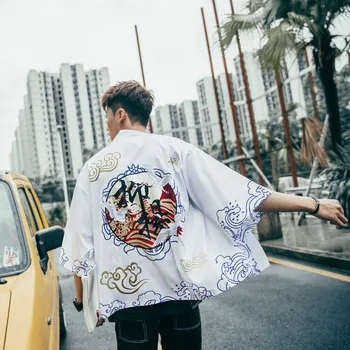 

Man Japanese Short Bath Robe Loose Kimomo Gown Casual Oversized Cardigan 2019 New Male Printing Traditional Yukata Open Shirt