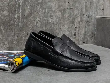 

Genuine Spring New model leather shoes Black 39-45 Slip-on men shoes