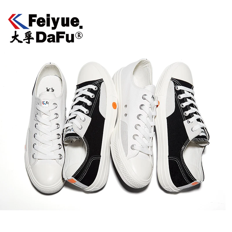 Feiyue/Новинка года; повседневная черная обувь на плоской подошве; парусиновая обувь с низким берцем; женская и мужская обувь из вулканизированной резины с эластичной стелькой; 2 цвета; модная Осенняя обувь на плоской подошве
