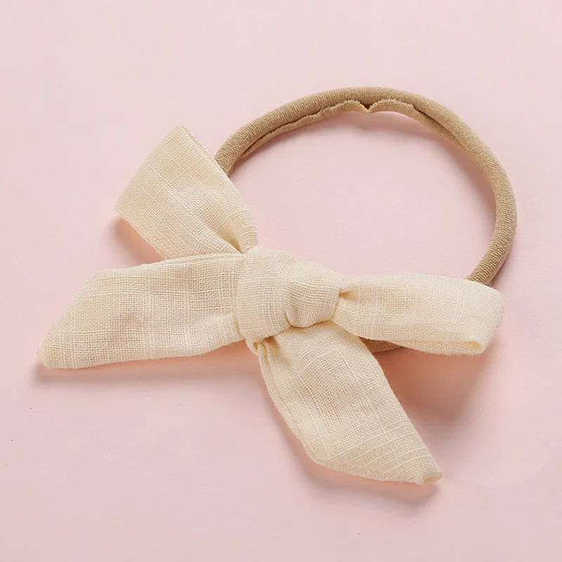 New Baby Toddler Cotton Linen Nylon Bow Headband Solid Color Seamless Kids Top Bows Elastic Hair Bands Headwrap Hair Accessories - Цвет: Бежевый