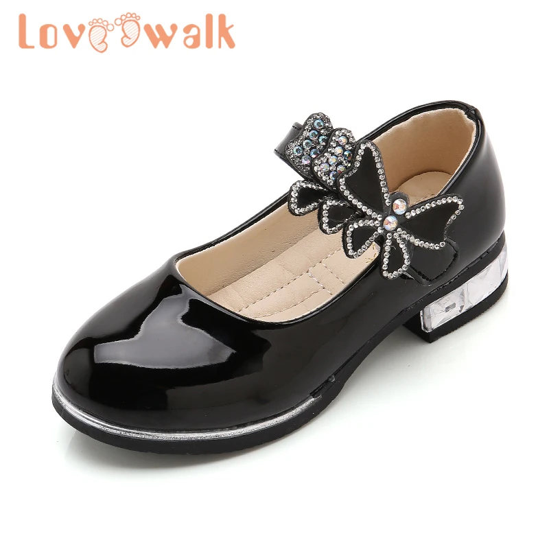 Loveewalk туфли из лакированной кожи для девочек; детские сандалии; блестящие туфли принцессы с бабочкой для девочек; вечерние свадебные кроссовки на низком каблуке для подростков