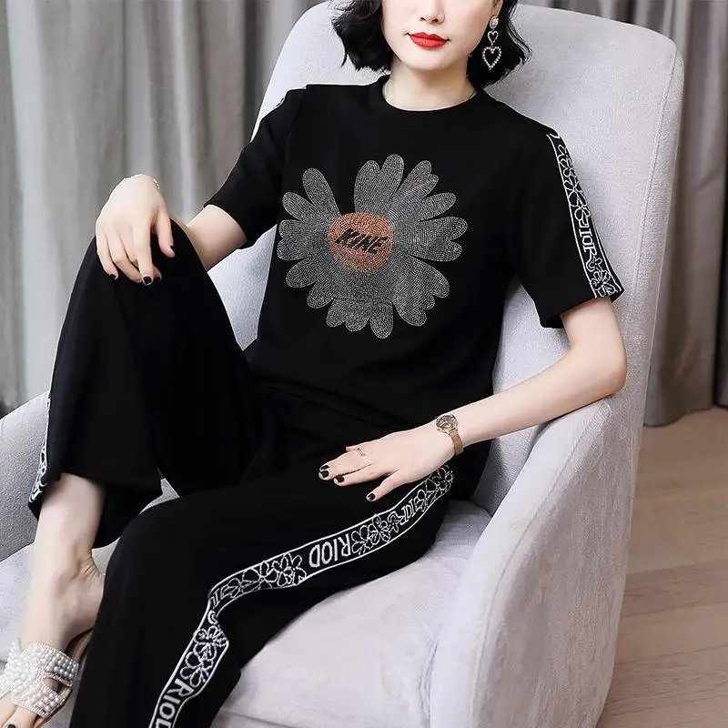 

Pants Suit Women 2021 Summer New Style Foreign Style Small Daisy Blouse Wide Leg Pants Two-piece Fashion Casual Suit