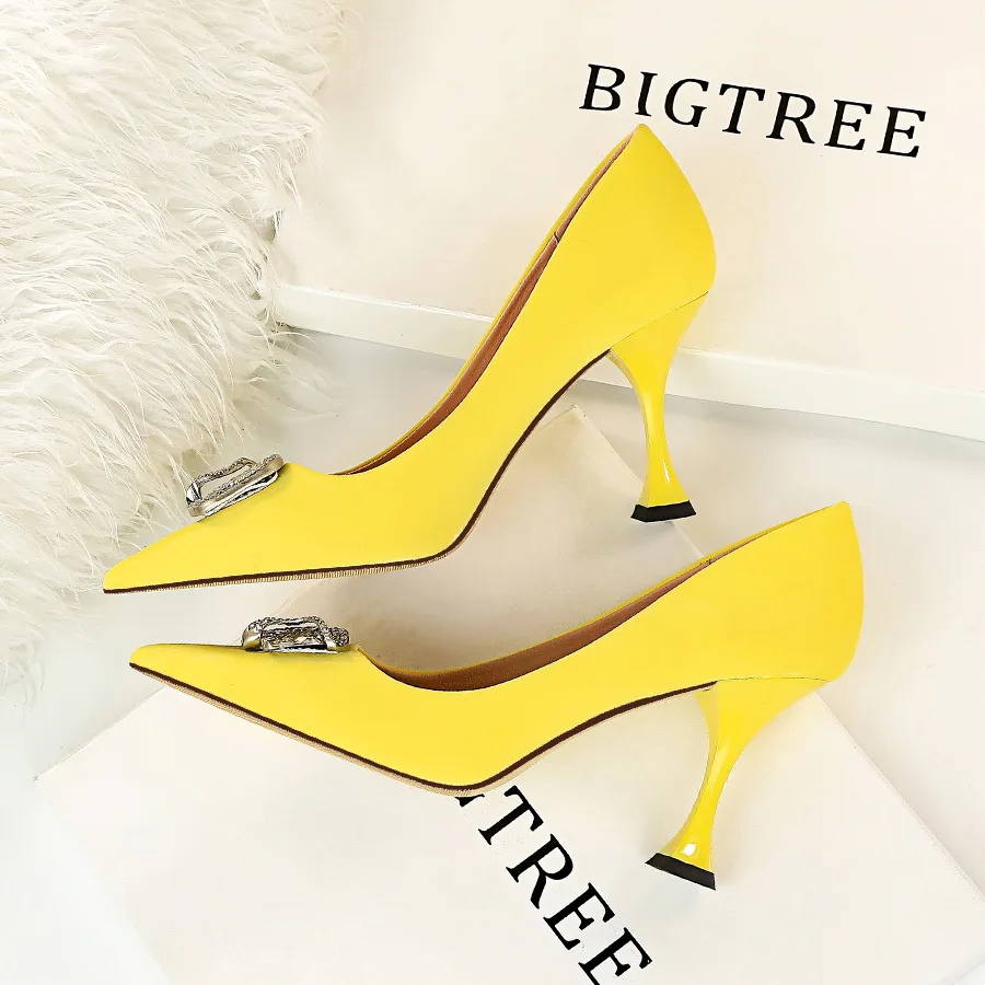Fashion High Heels Shoes Women metal decoration Pointed Toe Pumps sexy Slip on shoes shallow Slide black yellow Zapatos De Mujer